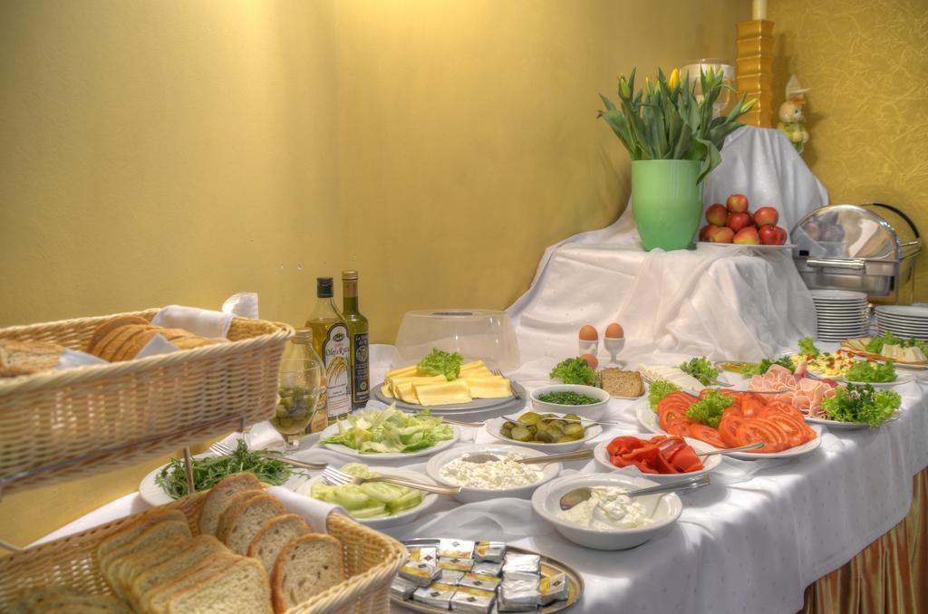Hotel Calisia Kaliszki المظهر الخارجي الصورة