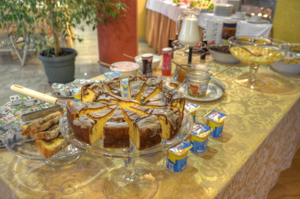 Hotel Calisia Kaliszki المظهر الخارجي الصورة