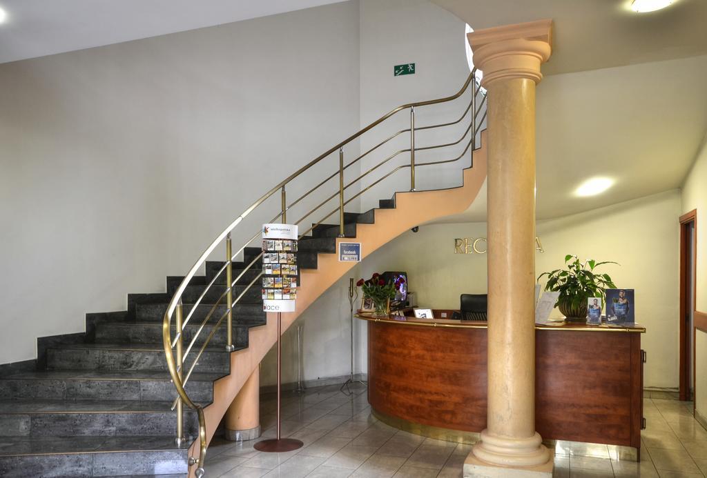 Hotel Calisia Kaliszki المظهر الخارجي الصورة