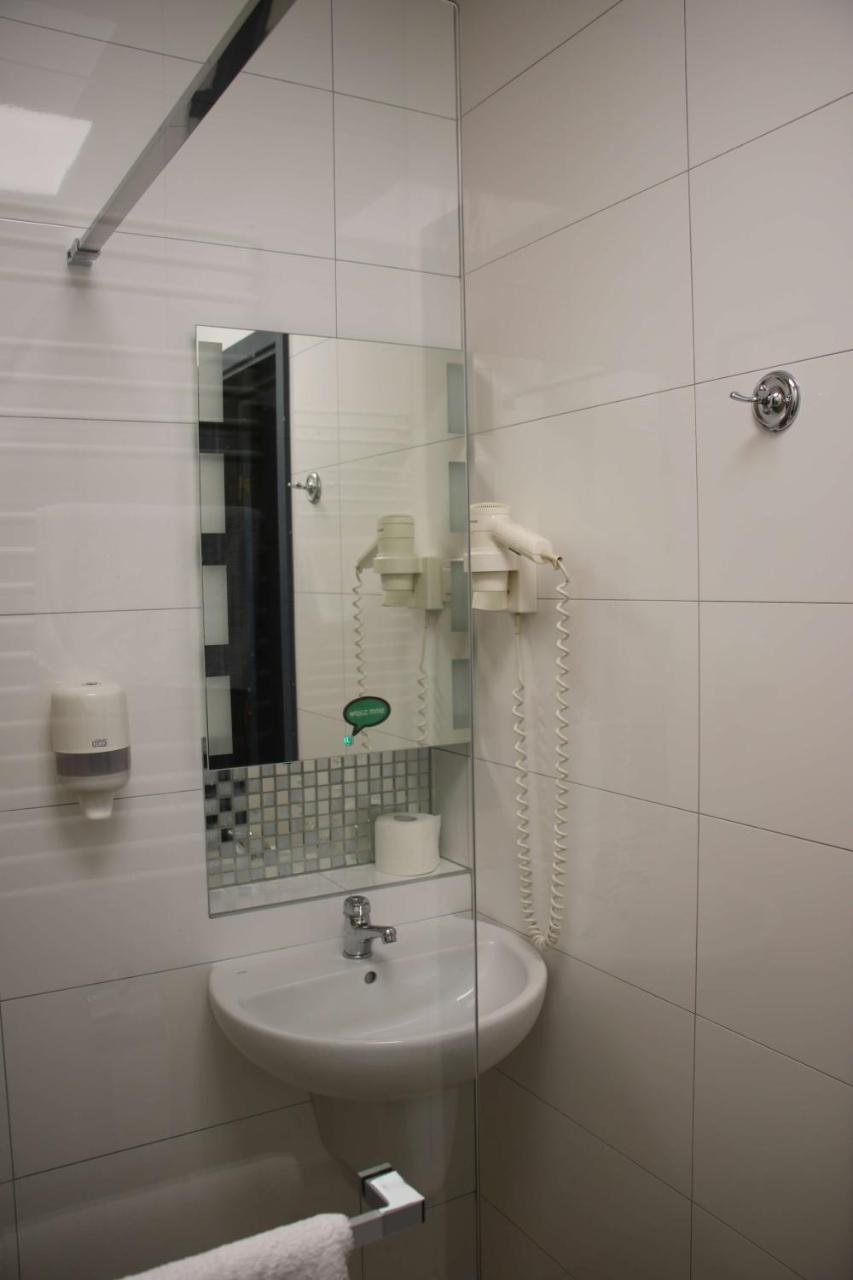 Hotel Calisia Kaliszki المظهر الخارجي الصورة
